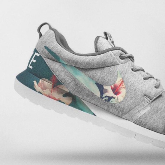 Εικόνα της Nike Floral Roshe Customized Running Shoes
